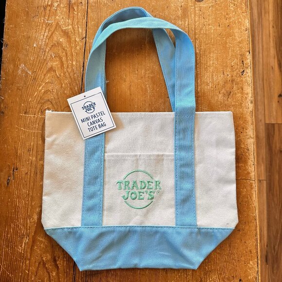 Trader Joes limited edition pastel mini tote- light blue - Picture 1 of 1